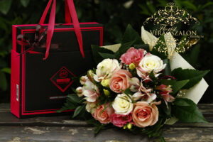 Elit Gourmet Pink Box